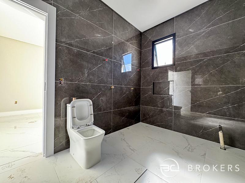 REC�M ENTREGUE, CASA AMPLA 13