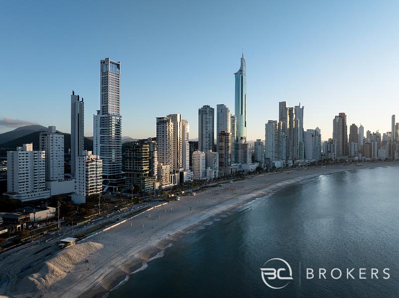 ANDAR ALTO - EMBRAED 45