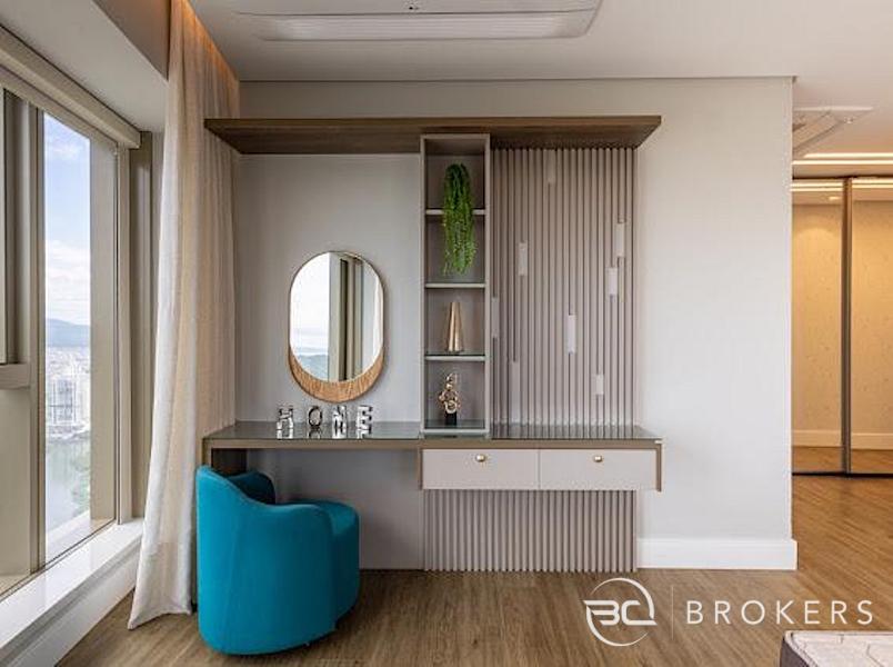 YACHTHOUSE ANDAR MUITO ALTO 10