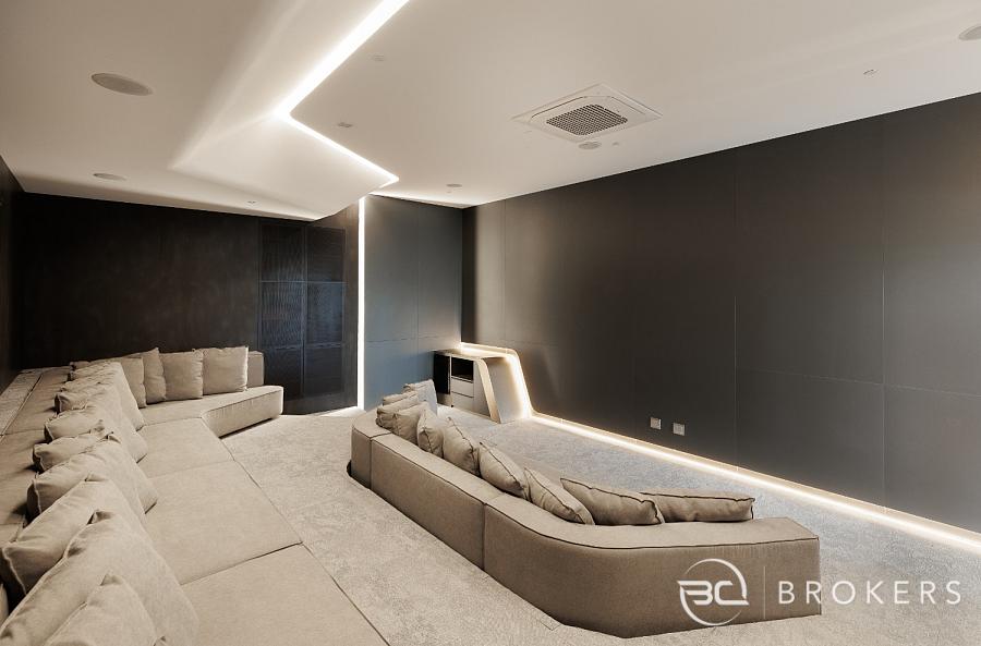 YACHTHOUSE ANDAR MUITO ALTO 24