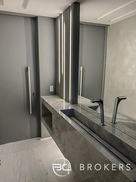 FRENTE MAR - DUPLEX DE 540 M� 8