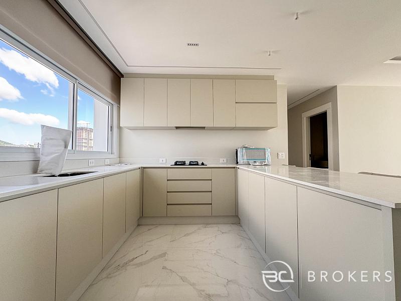 VISTA MAR, ANDAR ALTO, 04 SU�TES 5