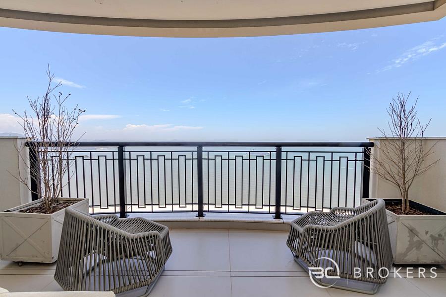 FRENTE MAR, EMBRAED, 05 SU�TES 10