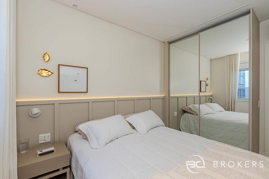 FRENTE MAR, EMBRAED, 05 SU�TES 30