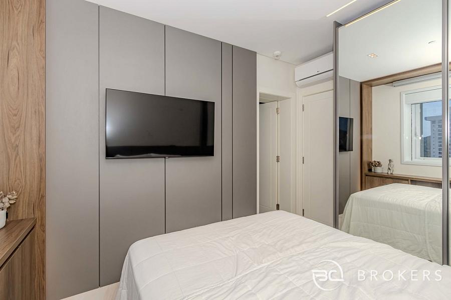 FRENTE MAR, EMBRAED, 05 SU�TES 28