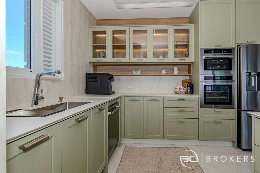 FRENTE MAR, EMBRAED, 05 SU�TES 11