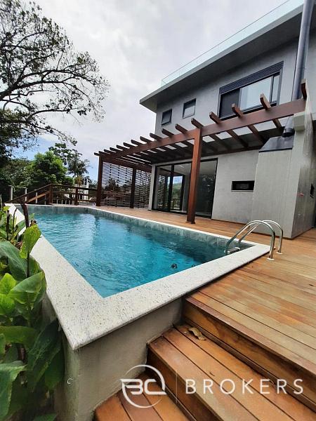 CASA EM CONDOM�NIO FECHADO - PRAIA DE TAQUARAS 1