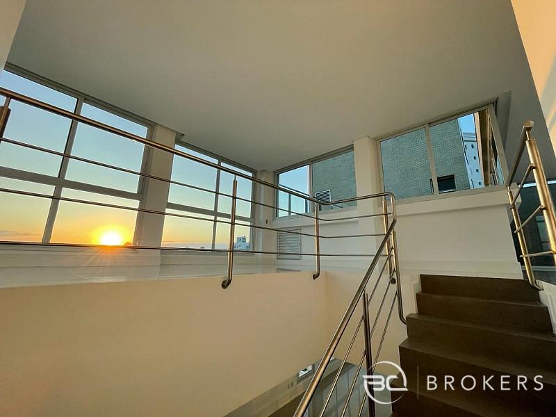 COBERTURA DUPLEX, PR�XIMO AO MAR, CENTRO 4