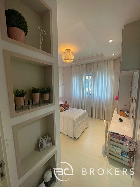 QUADRA DO MAR, 03 SU�TES, PADR�O EMBRAED 11