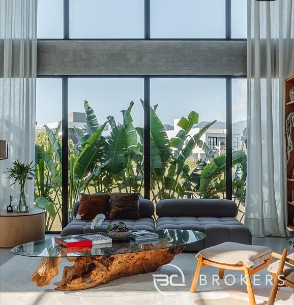 CASA MUITO BEM MOBILIADO E DECORADO 1