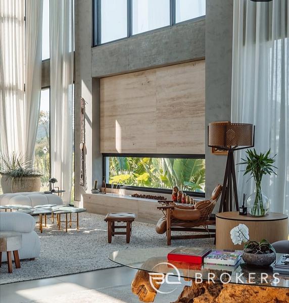 CASA MUITO BEM MOBILIADO E DECORADO 3