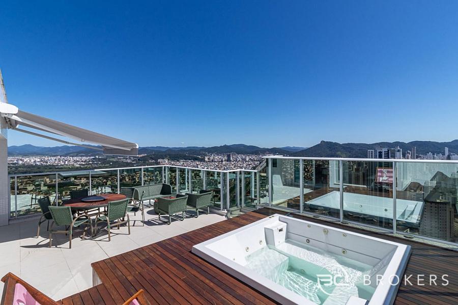 COBERTURA COM VISTA MAR, MOBILIADO E DECORADO 20