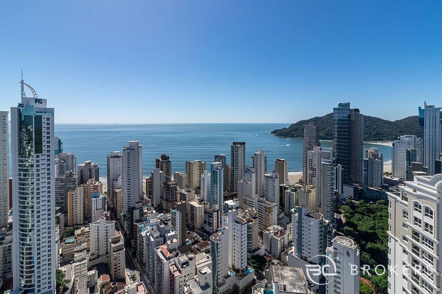 COBERTURA COM VISTA MAR, MOBILIADO E DECORADO 22