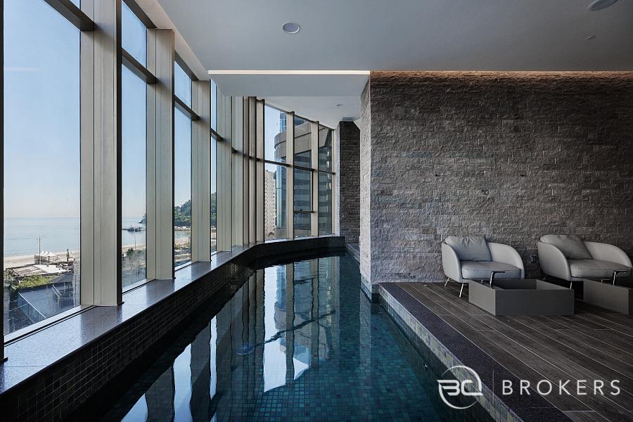 PENTHOUSE YACHTHOUSE 80 ANDARES 37