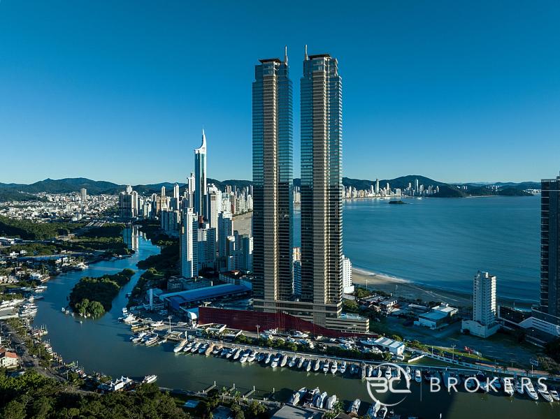 PENTHOUSE YACHTHOUSE 80 ANDARES 2