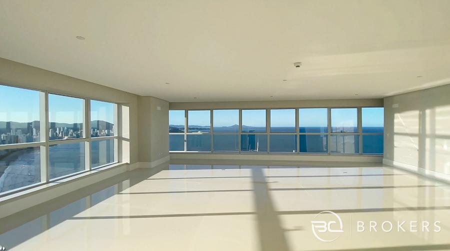 ANDAR ALTO - VISTA COMPLETA DO MAR - NUNCA HABITADO 1