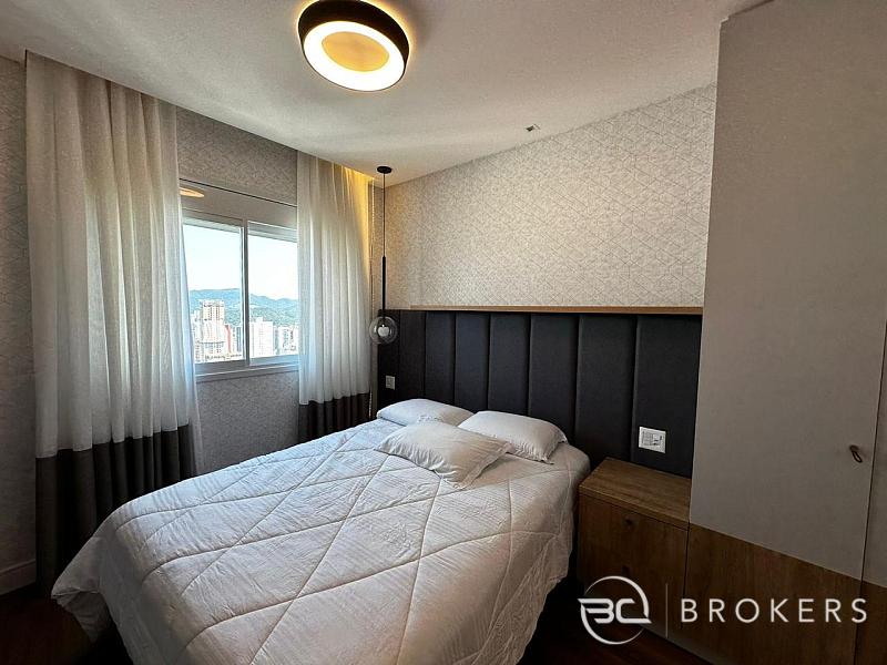 ANDAR ALTO, VISTA DO MAR, EMBRAED, 03 SU�TES 10