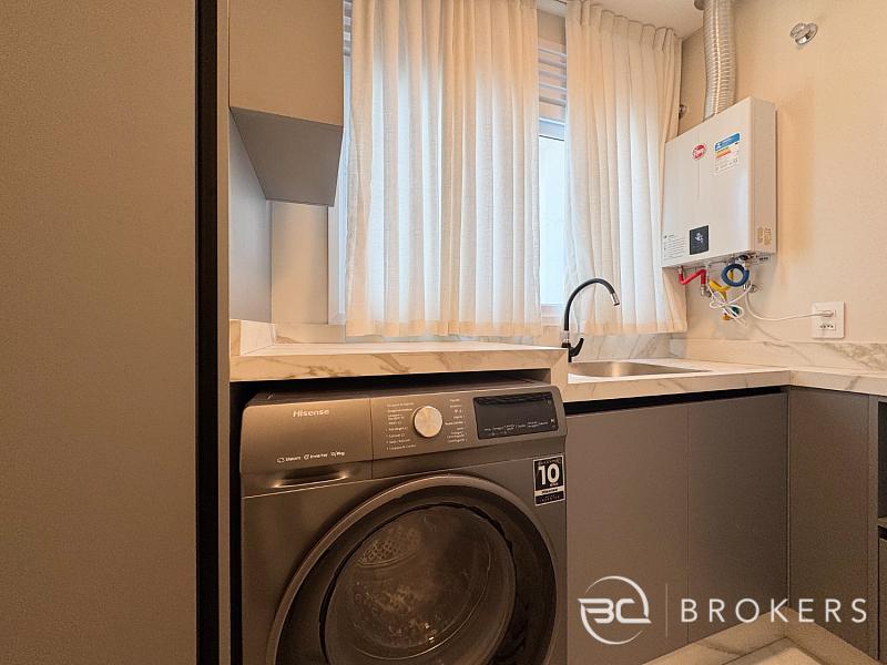 ANDAR ALTO, 03 SU�TES, MOBILIADO E DECORADO 10