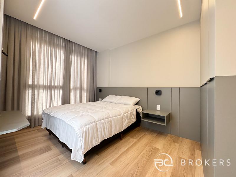 ANDAR ALTO, 03 SU�TES, MOBILIADO E DECORADO 15