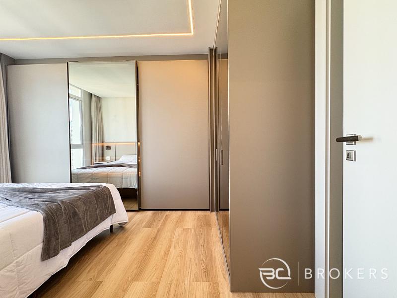 ANDAR ALTO, 03 SU�TES, MOBILIADO E DECORADO 16