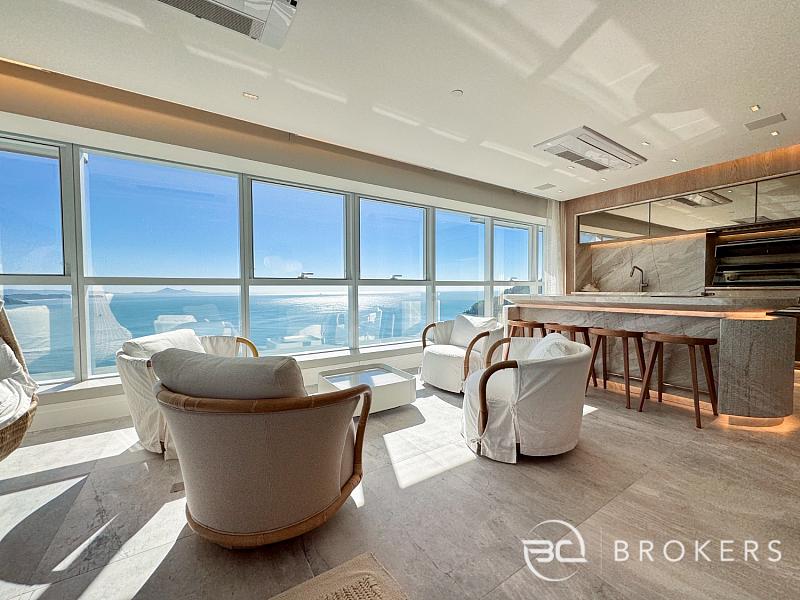 ANDAR ALTO, VISTA PANOR�MICA, MOBILIADO E DECORADO 2