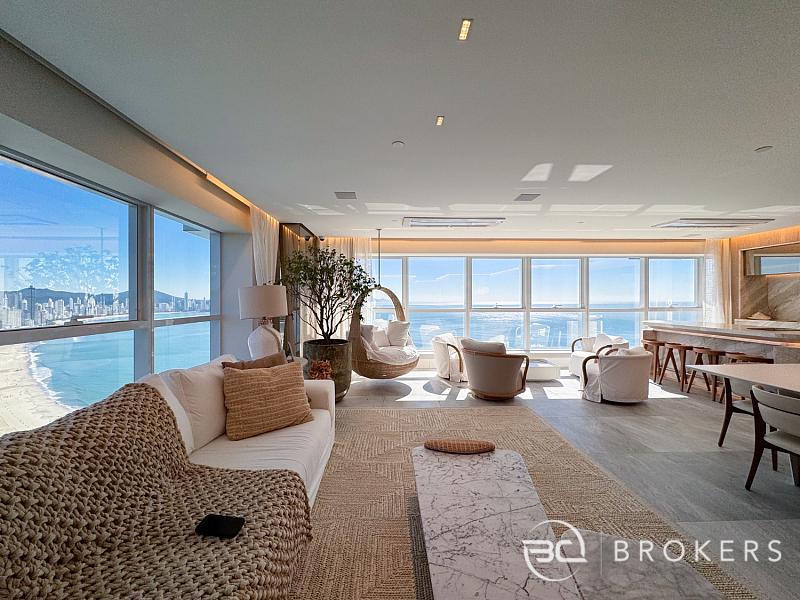 ANDAR ALTO, VISTA PANOR�MICA, MOBILIADO E DECORADO 13