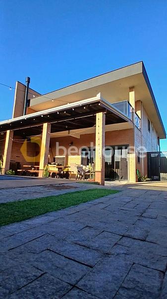 Sobrado Alto Padrão - Praia do Ervino - São Francisco do Sul — foto 2