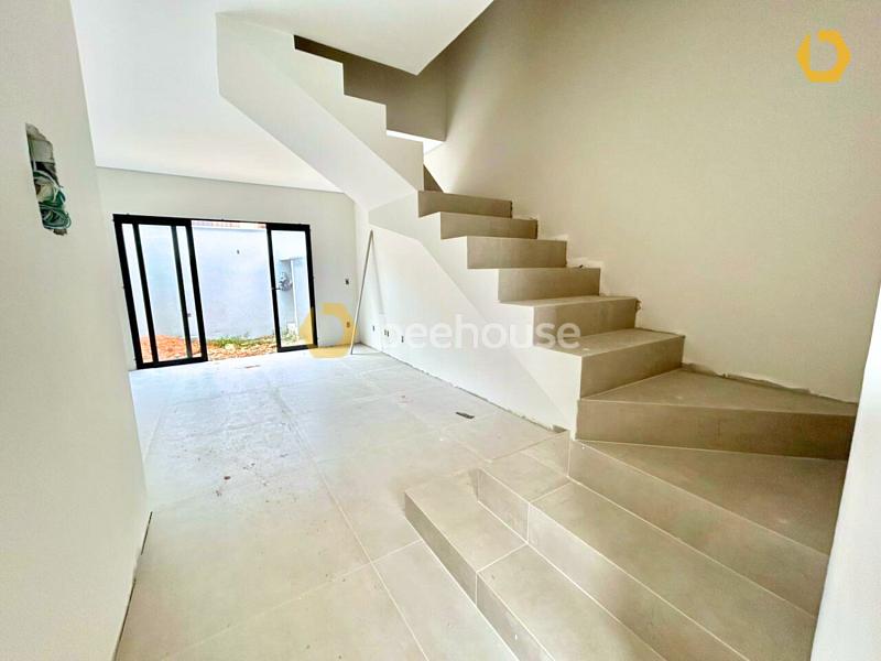 Condomínio com apenas 3 unidades ! Perfeita para quem valoriza privacidade — foto 5