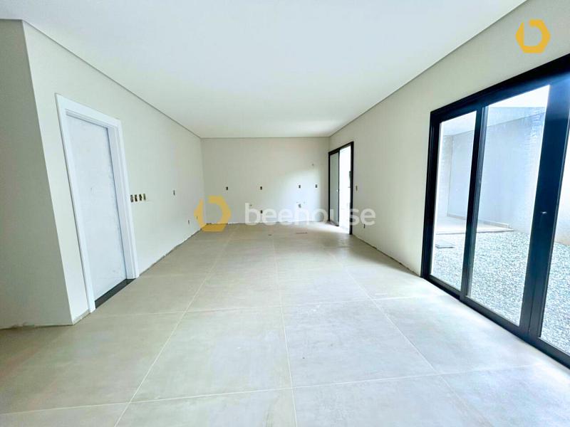 Condomínio com apenas 3 unidades ! Perfeita para quem valoriza privacidade — foto 2