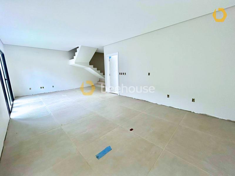 Condomínio com apenas 3 unidades ! Perfeita para quem valoriza privacidade — foto 4