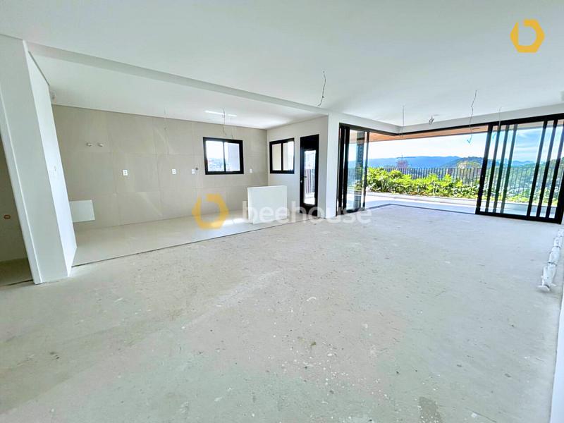 Apartamento amplo em rua tranquila, 4 suítes, 3 vagas de garagem em home clube — foto 3