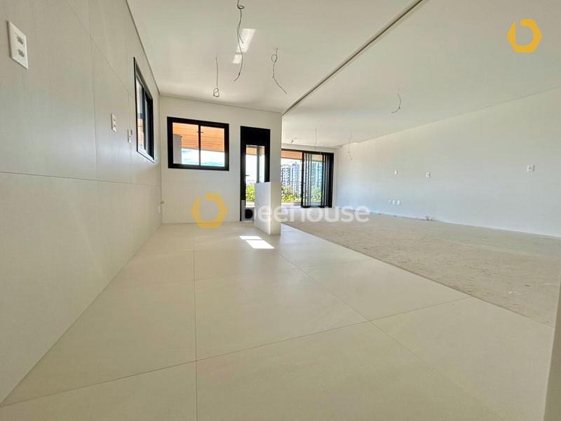 Apartamento amplo em rua tranquila, 4 suítes, 3 vagas de garagem em home clube — foto 5