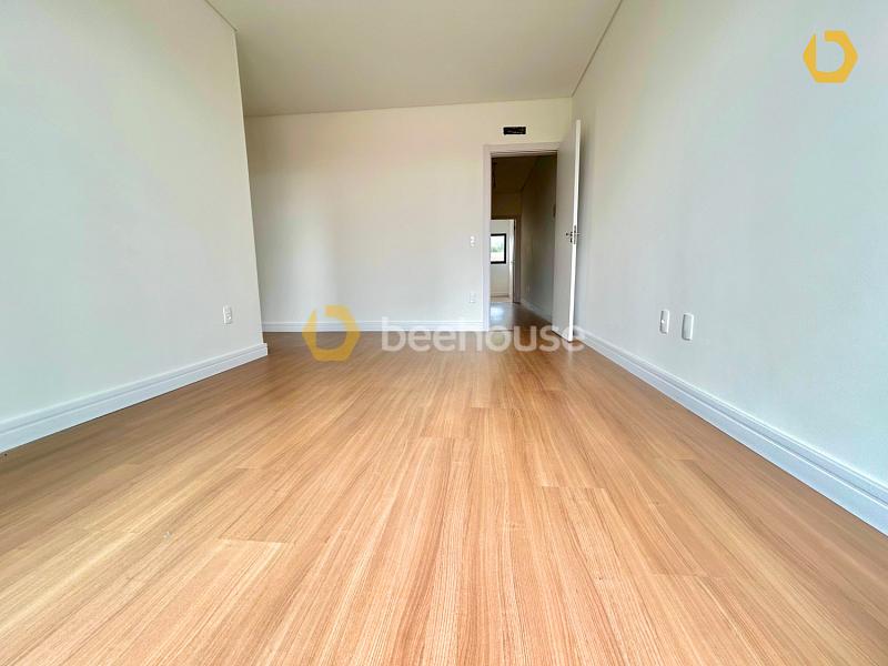 Próximo ao colégio Católica (Machado de Assis) — foto 10