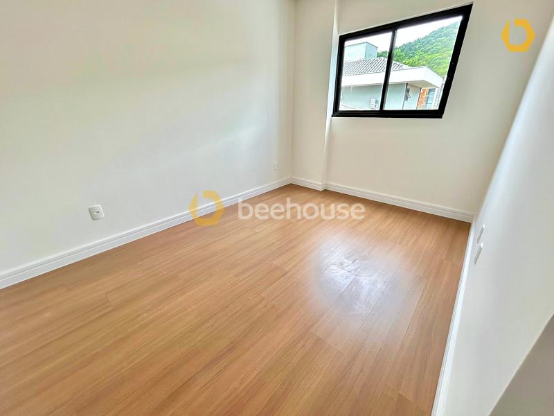 Próximo ao colégio Católica (Machado de Assis) — foto 14