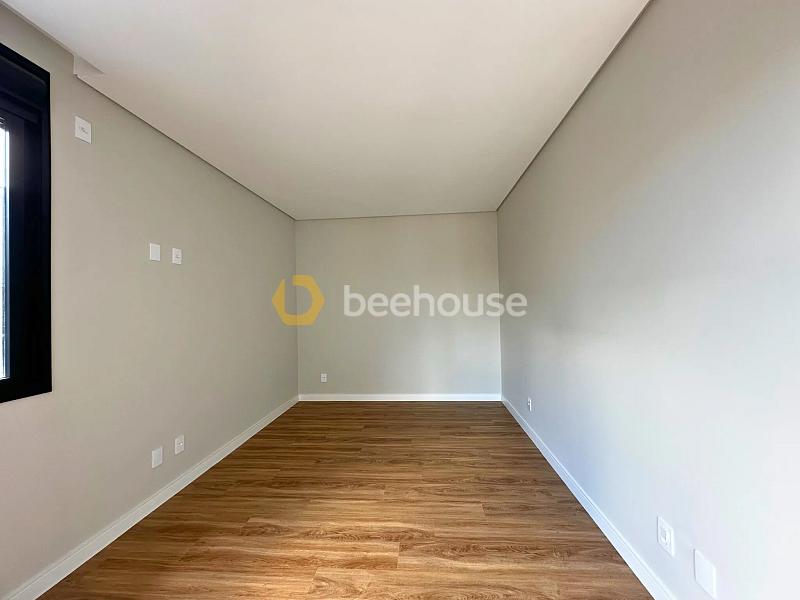 Casa com 4 dormitórios à venda no Quinte Essence — foto 32