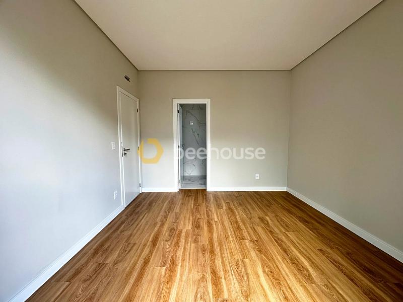 Casa com 4 dormitórios à venda no Quinte Essence — foto 33