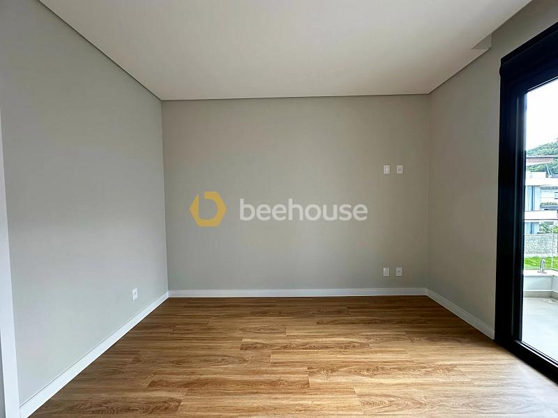 Casa com 4 dormitórios à venda no Quinte Essence — foto 35