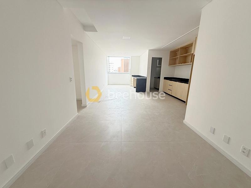 Apartamento Home Clube com 3 suítes, lavabo e 2 vagas. — foto 2