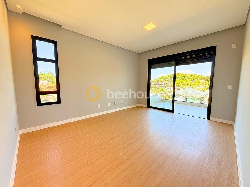 Casa com condomínio com portaria 24h - Glória, Joinville/SC — foto 26