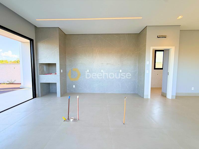 Casa com condomínio com portaria 24h - Glória, Joinville/SC — foto 5