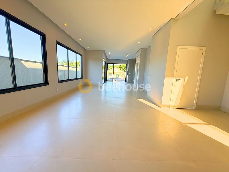 Casa com condomínio com portaria 24h - Glória, Joinville/SC — foto 7