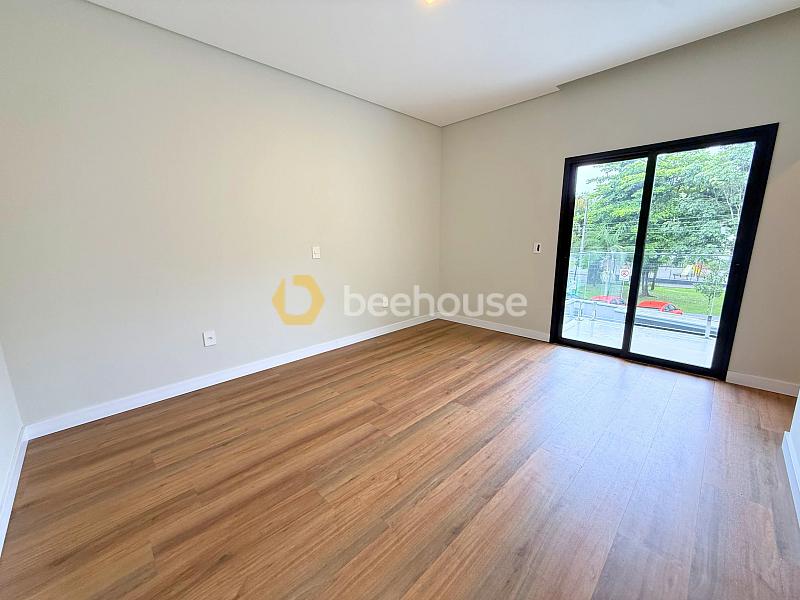 Sobrado de Esquina — foto 12