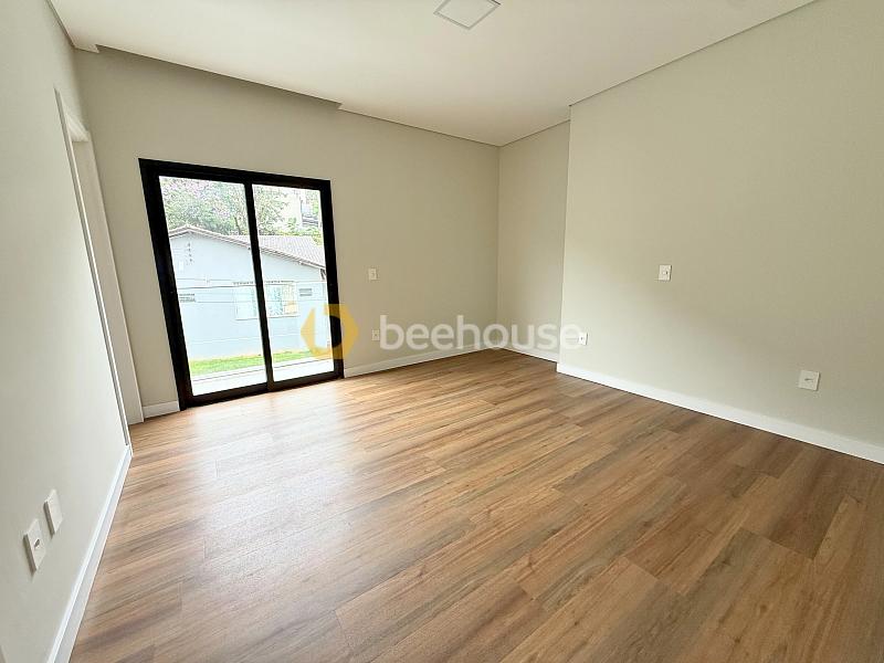 Sobrado de Esquina — foto 16