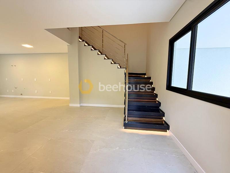 Sobrado de Esquina — foto 6