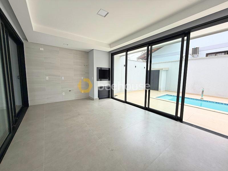 Triplex com Elevador - Cond. Fechado — foto 3