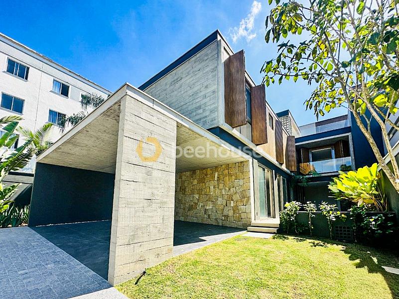 Casa em Condom�nio Exclusivo no Gl�ria 1