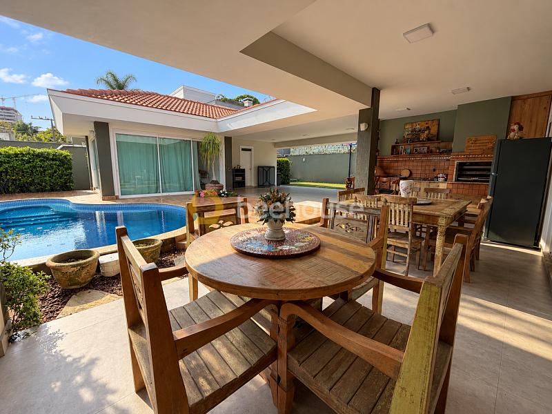 � venda no Cond. Ecol�gico Orleans | 415 m� | R$ 4.132.000 | Exclusividade Beehouse 1