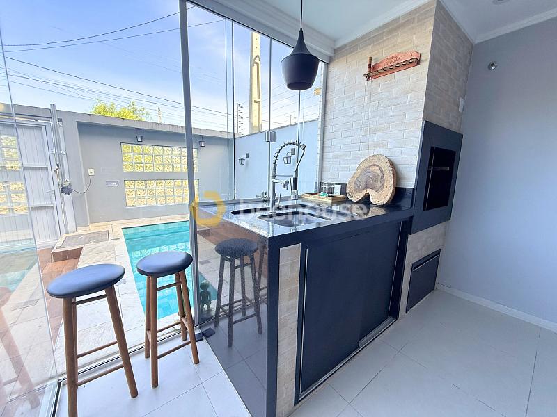 Belissimo Sobrado composto por uma suíte mais 2 dormitórios — foto 4