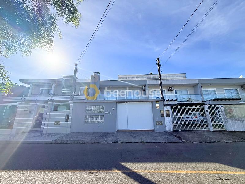 Belissimo Sobrado composto por uma suíte mais 2 dormitórios — foto 28