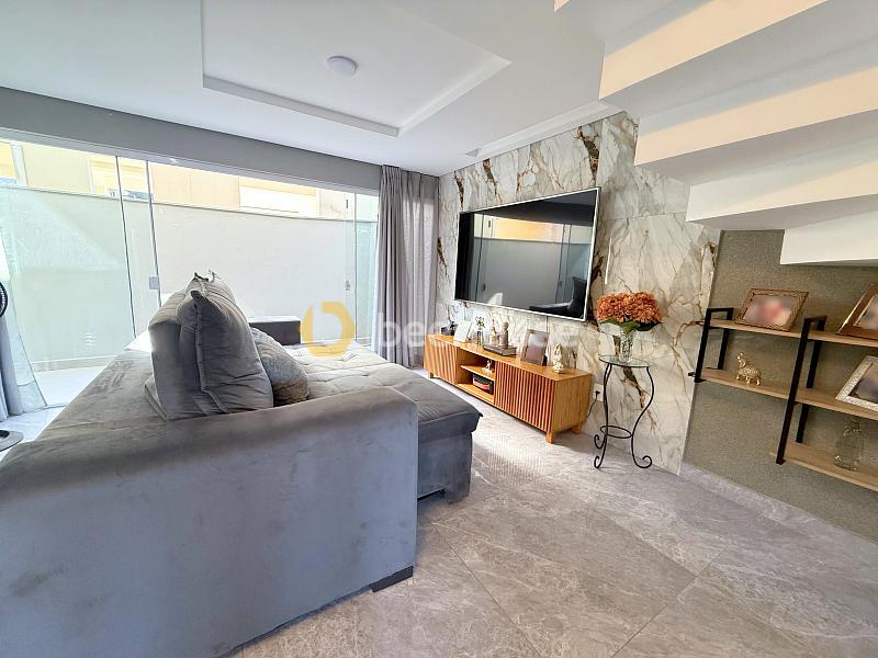 Belissimo Sobrado composto por uma suíte mais 2 dormitórios — foto 9